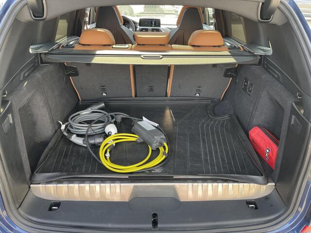 BMW X3 xDrive30e High Executive M Sport 20''/M-zetels/Panoramadak/Trekhaak/Leder + memory/Keyless/Stoelverwarming/HiFi/Camera