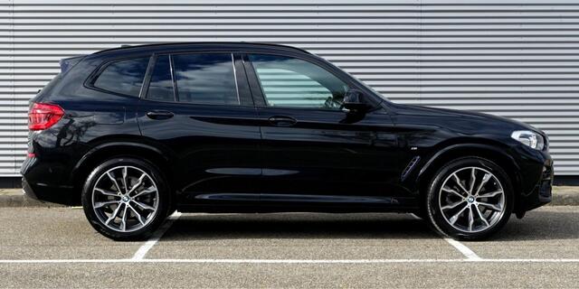 BMW X3 xDrive20i High Executive M Sport I NL-Auto I 2e eig. I Pano I Leder I