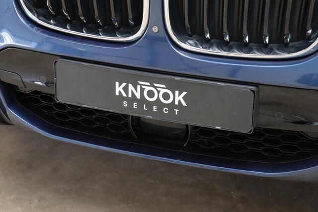 BMW X3 xDrive20i High Executive M Sport Pakket Automaat / Live Cockpit Professional / Driving Assistant Plus / Trekhaak / Adaptieve LED-koplamp / Leder / Hifi / 20 Inch / Stoelverwarming / Achteruitrijcamera / Extra Getint Glas / Shadow Line / DAB / Geluidsisole