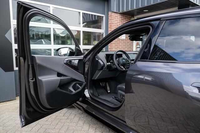 BMW X3 30exDrive 30e M Sport Pro | Panorama | Maxton | Driving Ass. Professional Harman/Kardon | Memory | Stoelventilatie | 21' Inch |