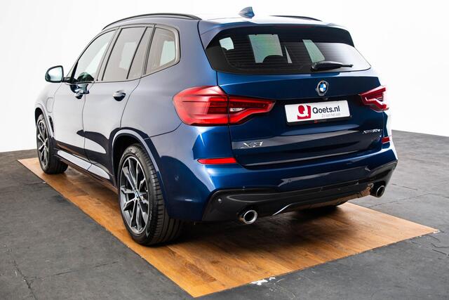 BMW X3 xDrive30e High Executive M Sport - Trekhaak - Panoramadak - Harman kardon - Head up - Elektrisch verstelbare/verwarmde stoelen - Comfort Access - Driving/Parking Assistant Plus - Sportstoelen -