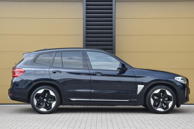 BMW X3 iX3 High Executive 80 kWh * Head-up * Harman/Kardon * Sportstoel * Trekhaak *