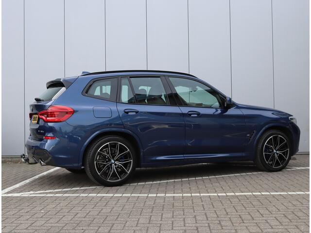 BMW X3 xDrive30e M-sport | Pano | Trekhaak | 360 Camera | Head-up | Leder |