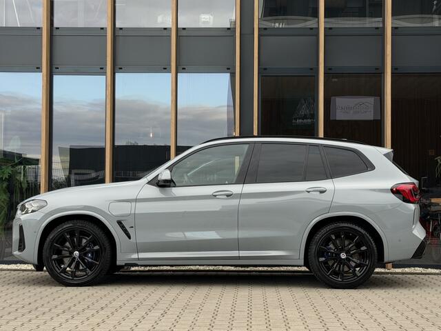 BMW X3 xDrive30e High Executive |M SPORT |PANO | 360 Camera | MEMORY