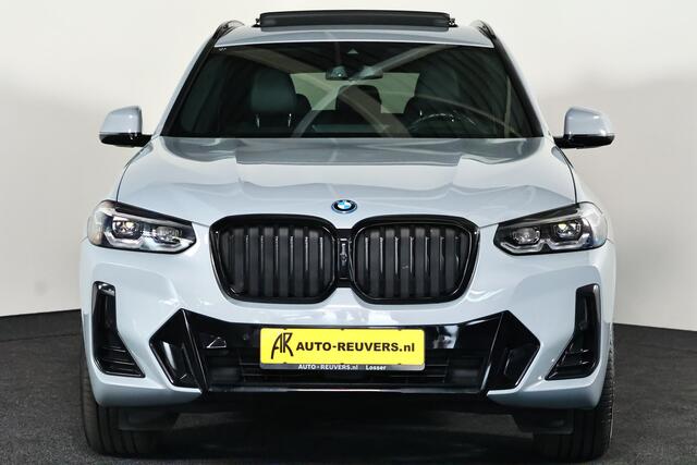 BMW X3 xDrive30e M-Sport / Panorama / Leder / HUD / Trekhaak / ACC / 360 Camera