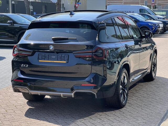 BMW X3 iX3 High Executive M-Sport 80 kWh 286PK SOH 95,6% | Panoramadak | Leder | Navigatie | Memory Seats | Trekhaak elek. | Dealeronderhouden