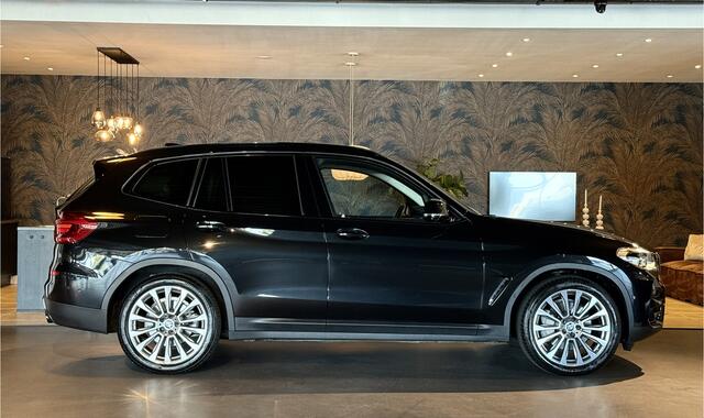 BMW X3 xDrive30d I 6-cilinder I I M-zetels I Carbon I Pano I UNIEK!