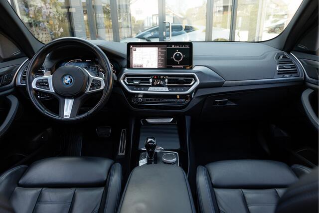 BMW X3 xDrive30e M-STOELEN [ KONINGSDAG OPEN] Pano - Harman Kardon - Head Up