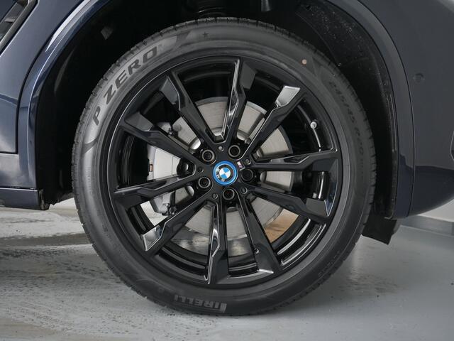 BMW X3 xDrive30e M-SPORT ** LASER, BRUIN LEDER, PANORAMA, TREKH, 20-inch LMV ** UNFALLFREI - DEALER ONDERH ** ** INFORMEER OOK NAAR ONZE AANTREKKELIJKE FINANCIAL-LEASE TARIEVEN **