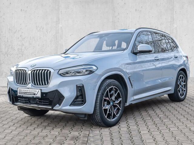 BMW X3 xDrive30e M-SPORT ** LED, BRUIN LEDER, PANORAMA, ACC, TREKH, 19-inch LMV ** UNFALLFREI - DEALER ONDERH ** ** INFORMEER OOK NAAR ONZE AANTREKKELIJKE FINANCIAL-LEASE TARIEVEN **