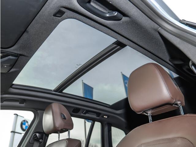 BMW X3 xDrive30e M-SPORT ** LED, BRUIN LEDER, PANORAMA, ACC, TREKH, 19-inch LMV ** UNFALLFREI - DEALER ONDERH ** ** INFORMEER OOK NAAR ONZE AANTREKKELIJKE FINANCIAL-LEASE TARIEVEN **