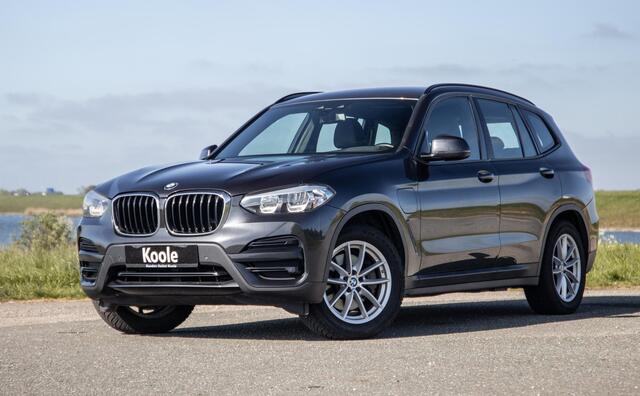 BMW X3 xDrive30e Executive CARPLAY / STOELVERWARMING / DEALER ONDERHOUDEN / LEER