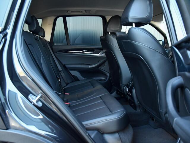BMW X3 xDrive30e | Stuurwielverwarming | Adapt. Cruise | Comfort Access | Adaptive LED | Hifi Audio | Camera | Trekhaak