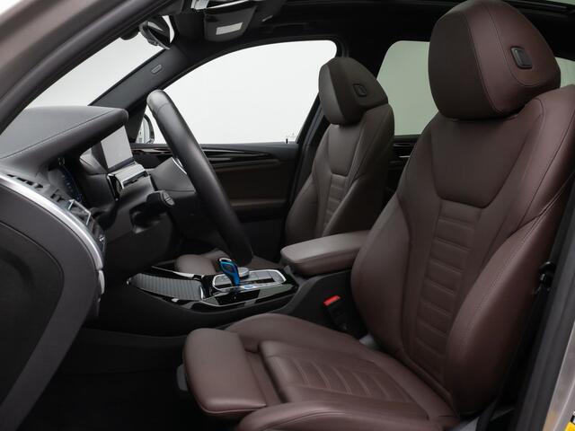 BMW X3 iX3 M-SPORT 80 kWh (210kW/286pk) ** LED, LEDER, PANO, HuD, STUURVERW, H&K SOUND, 20-inch LMV ** 1e EIG - UNFALLFREI ** ** INFORMEER OOK NAAR ONZE AANTREKKELIJKE FINANCIAL-LEASE TARIEVEN **
