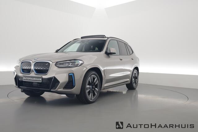 BMW X3 iX3 M Sport 80 kWh | Rijklaar! | Pano | Adapt. Cruise | Camera | Keyless | Leder | Stoelverw.