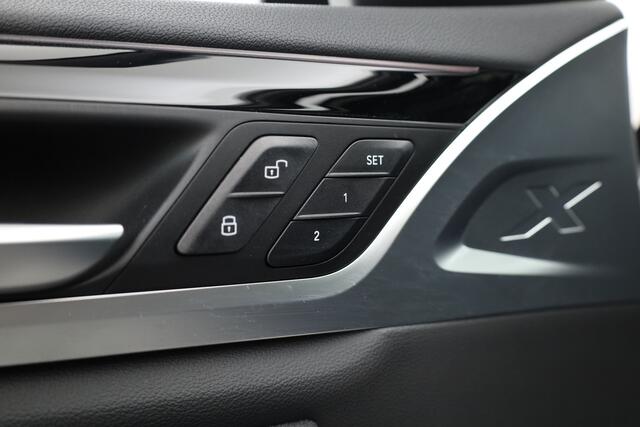 BMW X3 iX3 M Sport 80 kWh | Rijklaar! | Pano | Adapt. Cruise | Camera | Keyless | Leder | Stoelverw.