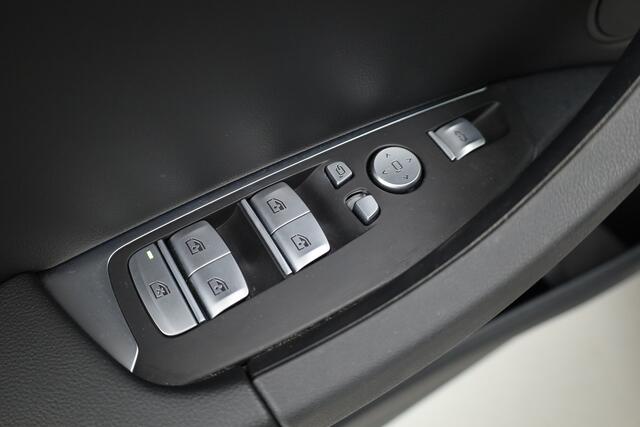 BMW X3 iX3 M Sport 80 kWh | Rijklaar! | Pano | Adapt. Cruise | Camera | Keyless | Leder | Stoelverw.