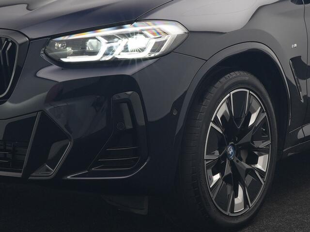 BMW X3 iX3 M Sport High Executive 80 kWh 286pk Dealer O.H | Panodak | Adaptive Cruise | 360 Camera | Head Up | Harman / Kardon | Lederen Sportstoelen Memory & Verwarmd | Blis | Keyless | Pilot Assist | Apple Carplay | Navigatie | Virtual | DAB | 20"L.M |