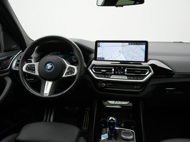 BMW X3 iX3 M Sport High Executive 80 kWh 286pk Dealer O.H | Panodak | Adaptive Cruise | 360 Camera | Head Up | Harman / Kardon | Lederen Sportstoelen Memory & Verwarmd | Blis | Keyless | Pilot Assist | Apple Carplay | Navigatie | Virtual | DAB | 20"L.M |