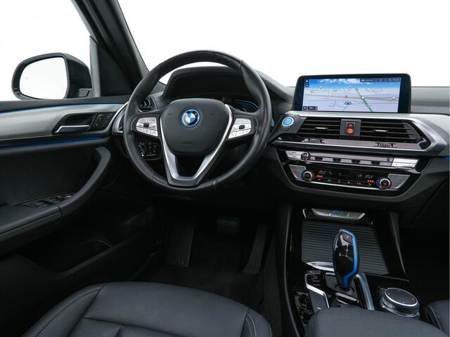 BMW X3 iX3 Executive 80 kWh [ 3-Fase ] {SOH-98%} (INCL-BTW) Aut. *PANO | HEAD-UP | LEATHER | ADAPTIVE-CRUISE | FULL-LED | BLIND-SPOT | MEMORY-PACK | DIGI-COCKPIT | HEATED-COMFORTSEATS | KEYLESS | TOP-VIEW | DAB+ | TOWBAR | 19''ALU*