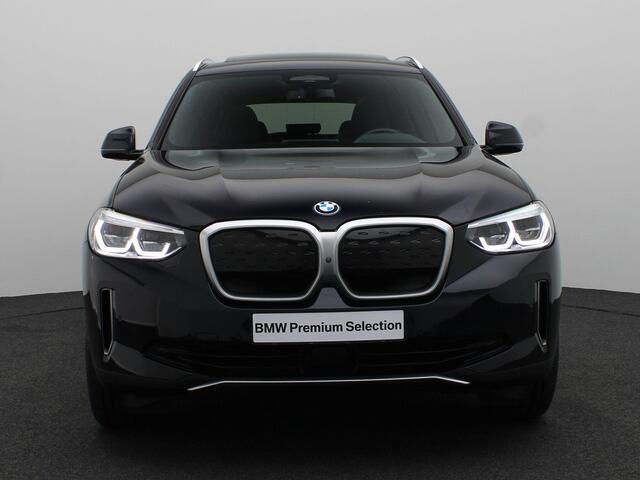 BMW X3 iX3 High Executive | Parking Pack | Safety Pack | Trekhaak | Head-Up Display | Harman Kardon | 20''
