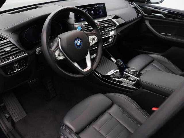 BMW X3 iX3 High Executive | Parking Pack | Safety Pack | Trekhaak | Head-Up Display | Harman Kardon | 20''