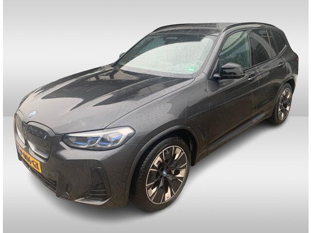 BMW X3 iX3 High Executive 80 kWh / Trekhaak / Panoramadak / 360Camera / Head-up / Laser LED / Harman Kardon / ACC / Keyless / Dodehoek / DAB