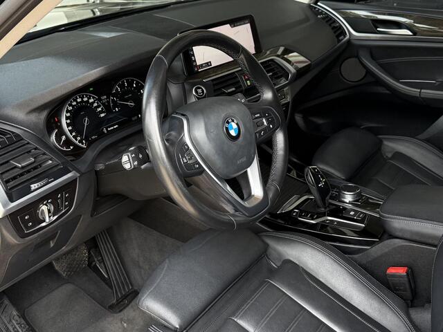 BMW X3 xDrive20i X LINE | PANORMA | HARMAN KARDON | SPORTSTOELEN | CAMERA | LEDER |