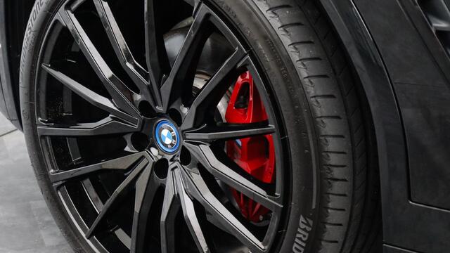 BMW X3 xDrive30e High Executive M-Sport | Head-up | Panoramadak | Harman/Kardon | Comfort Access | Adaptieve Cruise Control