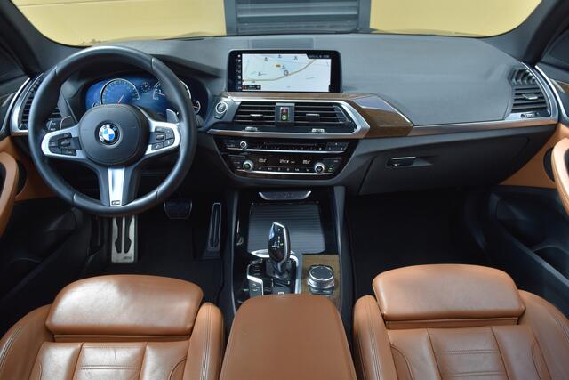 BMW X3 xDrive20i High Executive * M-Sportpakket * Trekhaak * Panoramadak * Head-up * Sfeerverlichting *