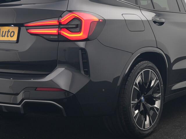 BMW X3 iX3 M Sport 80 kWh 286pk Dealer O.H. | Panodak | Adaptive Cruise | Head Up | 360 Camera | Harman / Kardon | Lederen Sportstoelen Memory & Verwarmd | Keyless | Blis | Stuur Verwarmd | Sfeerverlichting | Apple Carplay | 20"L.M |