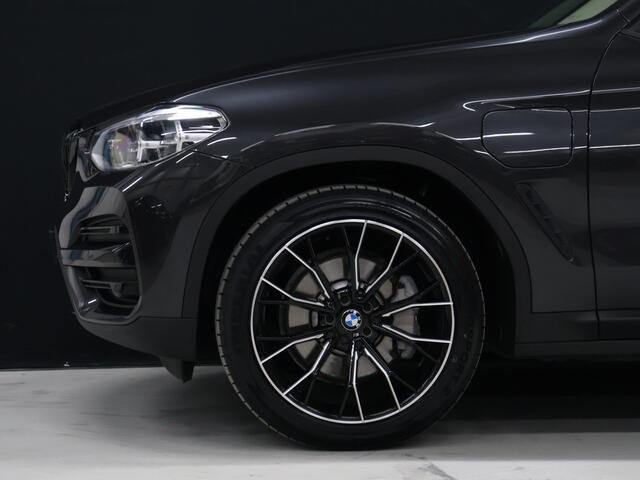 BMW X3 xDrive30e High Executive [APPLE CARPLAY, HEAD-UP, STOELVERWARMING, VOL LEDER, ADAPTIVE LED, PDC V+A, CRUISE CONTROL, ELEKTRISCHE ACHTERKLEP, CLIMATE CONTROL, NIEUWSTAAT]