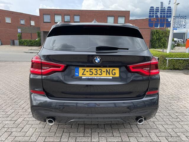 BMW X3 xDrive30d M-Sport High Executive Trekhaak Panoramadak Vol Leder Elektrische Stoelen Head-Up Display Harman Kardon Audio 20 Inch Velgen Life Cockpit Professional Driving Assist Plus Adaptieve Cruise Control Apple Carplay Andr Vol Opties BTW Auto 6-cilinder