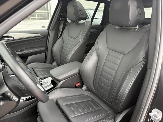 BMW X3 iX3 High Executive 80 kWh 285 Pk | Nieuw binnen, meer foto's volgen nog! | Panoramadak | Trekhaak | Sportstoelen | Keyless | Stoelverwarming | 360 graden camera | Harman/kardon | Head up Display