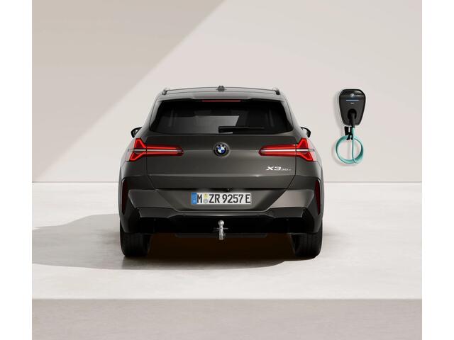 BMW X3 30e xDrive - M-Sport - Pano - Trekhaak - ACC - Head-up