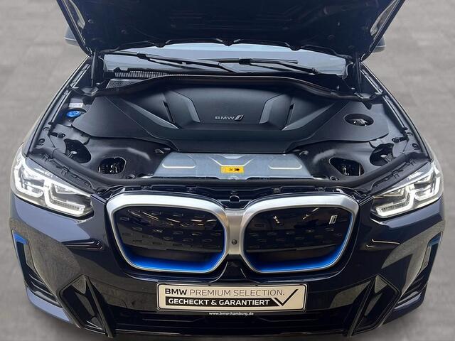 BMW X3 iX3 M-SPORT 80 kWh (210kW/286pk) ** LED, MOKKA LEDER, PANO, ALARM, H&K SOUND, 20-inch LMV ** 1e EIG - UNFALLFREI ** ** INFORMEER OOK NAAR ONZE AANTREKKELIJKE FINANCIAL-LEASE TARIEVEN **