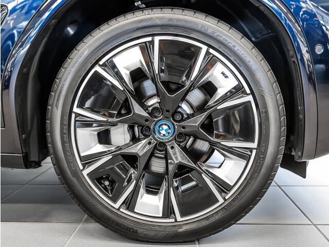 BMW X3 iX3 M-SPORT 80 kWh (210kW/286pk) ** LED, MOKKA LEDER, PANO, ALARM, H&K SOUND, 20-inch LMV ** 1e EIG - UNFALLFREI ** ** INFORMEER OOK NAAR ONZE AANTREKKELIJKE FINANCIAL-LEASE TARIEVEN **