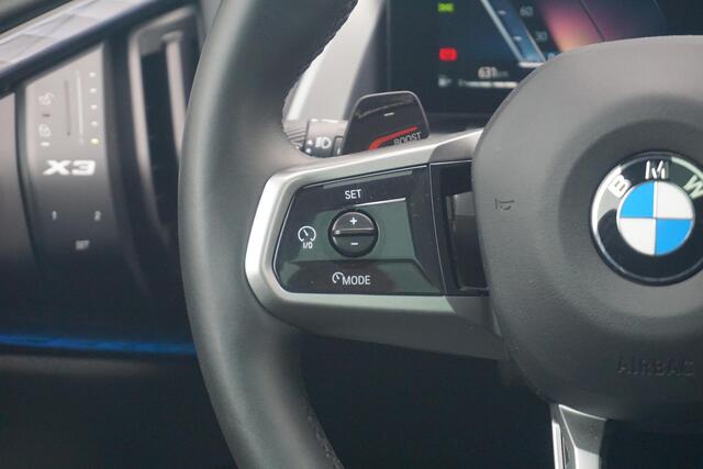 BMW X3 xDrive20 M Sportpakket | Glazen Panoramadak | Trekhaak Elektrisch | Stuur- en stoelverwarming | Stoelventilatie | Active Cruise Control | Harman Kardon