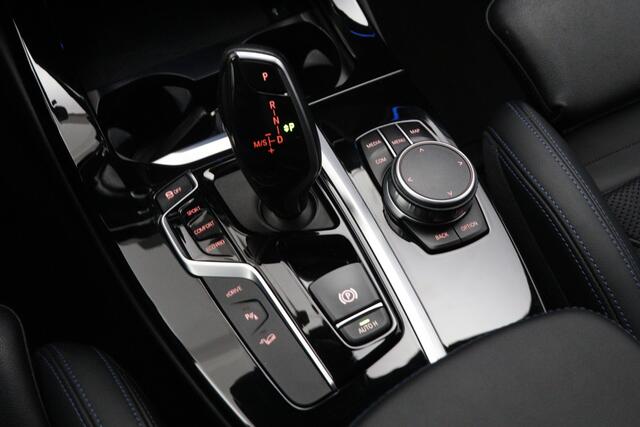 BMW X3 xDrive30e 293 PK High Executive M-Sport PHEV, Leder-Alcantara, Trekhaak, Adap. Cruise Control