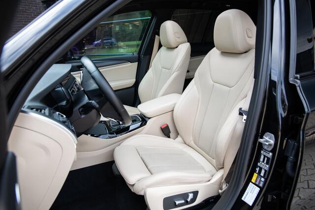 BMW X3 xDrive30e High Executive M-Sport , Panoramadak, Trekhaak, 360°camera,