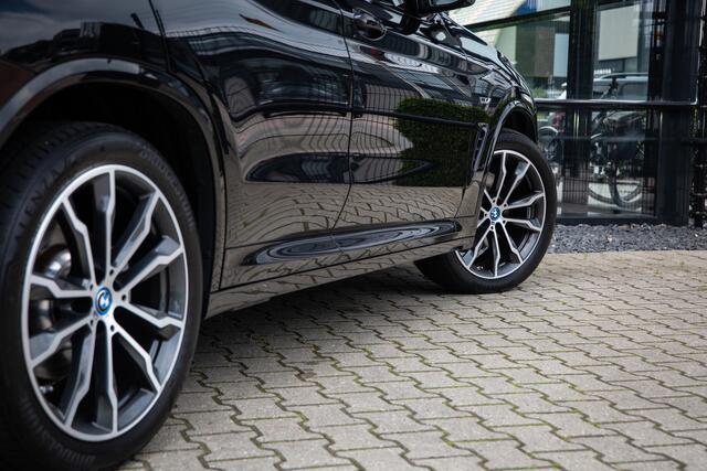 BMW X3 xDrive30e High Executive M-Sport , Panoramadak, Trekhaak, 360°camera,