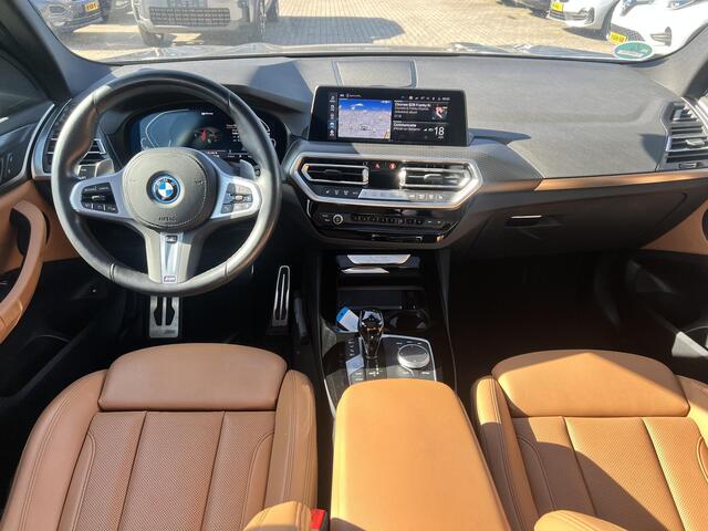 BMW X3 xDrive30e | Leer | Pano | Camera | SOH 95% | Wegklapbare Trekhaak | M Sport
