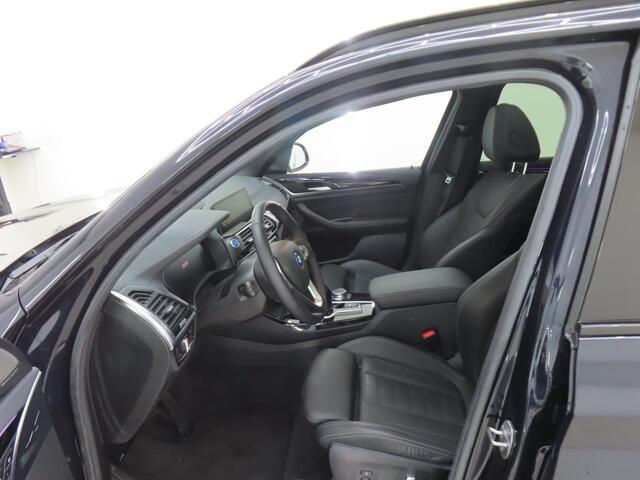 BMW X3 iX3 High Executive 80 kWh 36.400 KM |Origineel NL met NAP | SOH 97,4% | Volledig Lederen Interieur | Panorama Dak | Trekhaak | WORDT VERWACHT