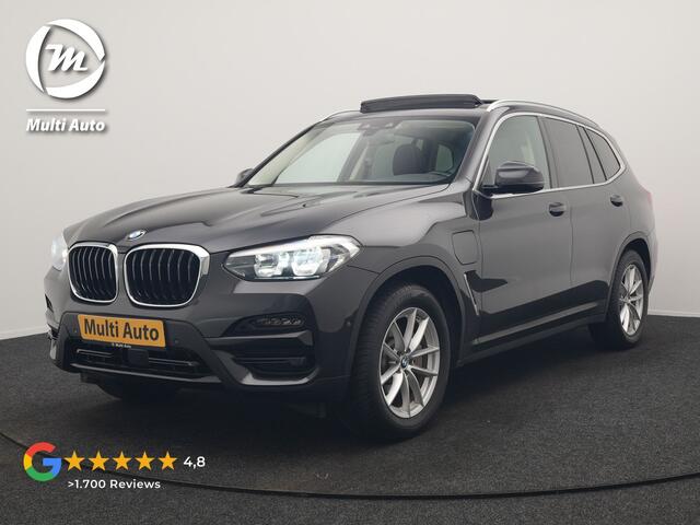 BMW X3 xDrive30e Advantage PHEV 293pk Dealer O.H. | Panodak | Adaptive Cruise | Camera | Harman / Kardon | Sportstoelen Verwarmd | Sfeerverlichting | Blis | Apple Carplay | Navigatie | DAB | Plug In Hybrid |