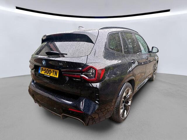 BMW X3 iX3 High Executive 80 kWh / Pano / Digitaal dashboard / M pakket / Leder / Camera / Lichtmetaal 20 inch / Harmankardon /