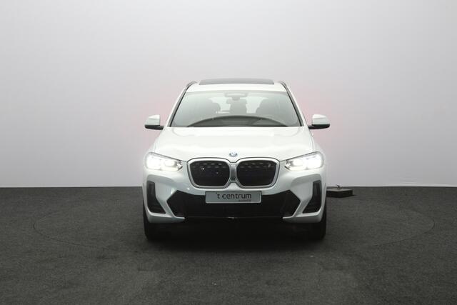 BMW X3 iX3 High Executive 80 kWh 293 PK, SOH 98 %, Panoramadak, Leder, Adap. Cruise Control, Camera