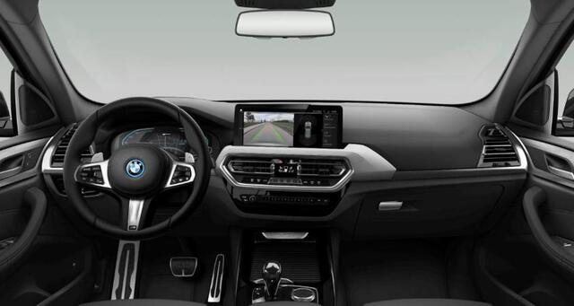 BMW X3 xDrive30e M Sport - Trekhaak - Ambiance verlichting - Parking Assistant - Hifi - Live Cockpit Professional - Sportstoelen -