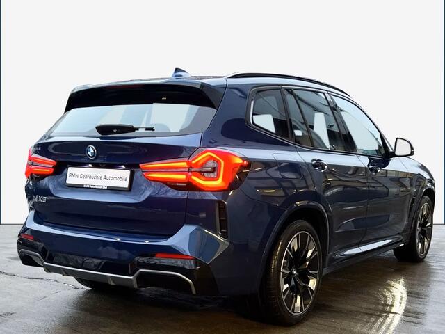BMW X3 iX3 M-SPORT 80 kWh (210kW/286pk) ** LED, LEDER, PANO, VERW. STUUR, H&K SOUND, 20-inch LMV ** 1e EIG - UNFALLFREI ** ** INFORMEER OOK NAAR ONZE AANTREKKELIJKE FINANCIAL-LEASE TARIEVEN **