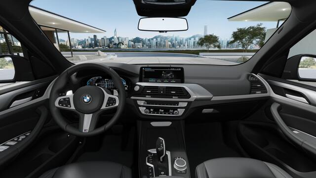 BMW X3 30e 292PK X-drive M-Sport / panoramadak / ACC / 360°