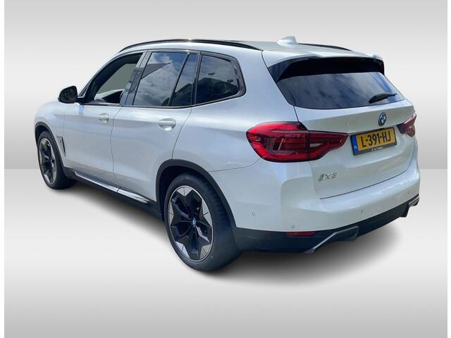 BMW X3 iX3 High Executive 80 kWh / Trekhaak / Panoramadak / Camera / Head-up / 20'' / Leder / Harman Kardon / Navigatie / Memory seats / Dodehoek / DAB / Stoelverwarming / Cruise Control Adaptief